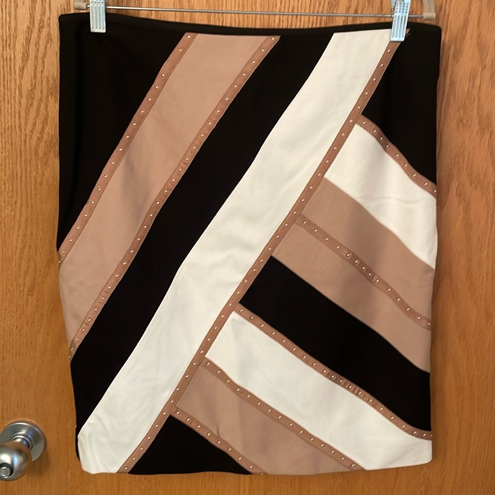 New with tags - WHBM beautiful skirt!